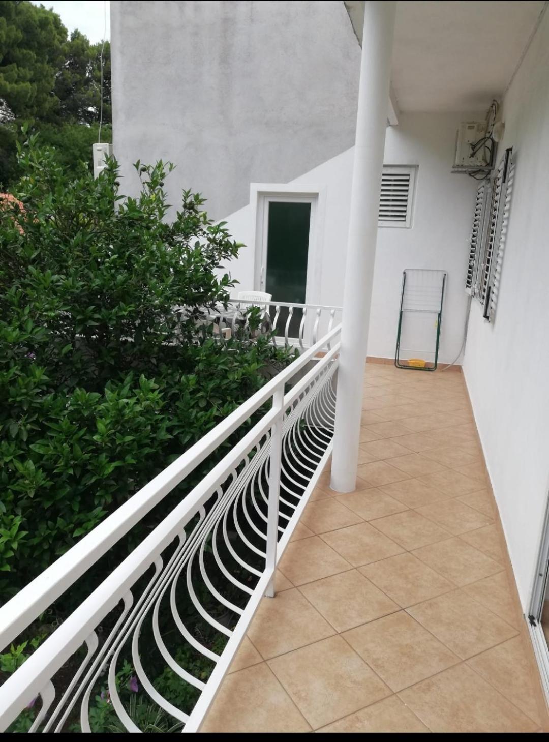Apartman Neven Podgora Bagian luar foto